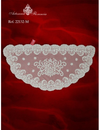 Mantilla de Media Luna