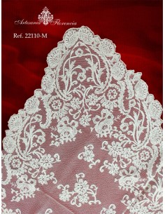 Mantilla de Media Luna 2