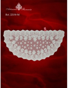 Mantilla de Media Luna
