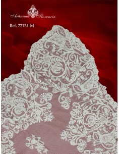 Mantilla de Media Luna 2