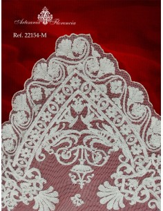 Mantilla de Media Luna 2