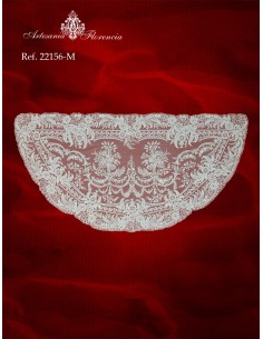 Mantilla de Media Luna