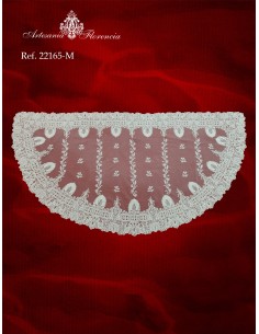 Mantilla de Media Luna