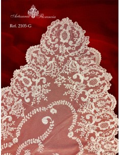 Mantilla de Media Luna 2