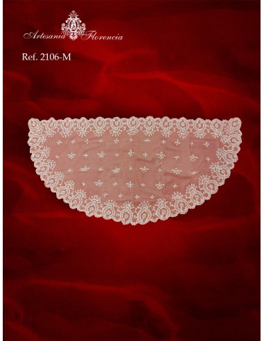 Mantilla de Media Luna