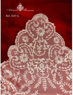 Mantilla de Media Luna 2