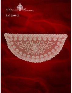 Mantilla de Media Luna