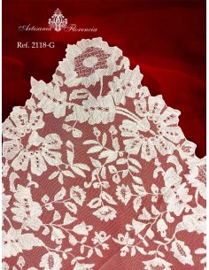 Mantilla de Media Luna 2