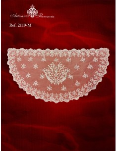 Mantilla de Media Luna