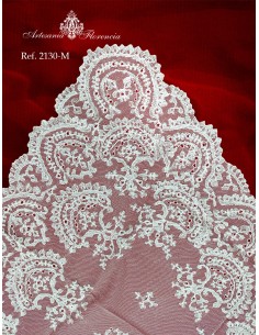 Mantilla de Media Luna 2