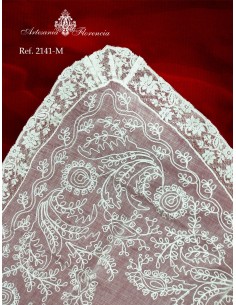 Mantilla de Media Luna 2