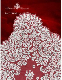 Mantilla de Media Luna 2