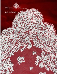 Mantilla de Media Luna 2