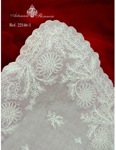 Mantilla de Media Luna 2